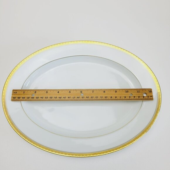 Noritake Richmond 13" Oval Platter White Base Gold Etched Band Elegant Dining - Picture 8 of 9